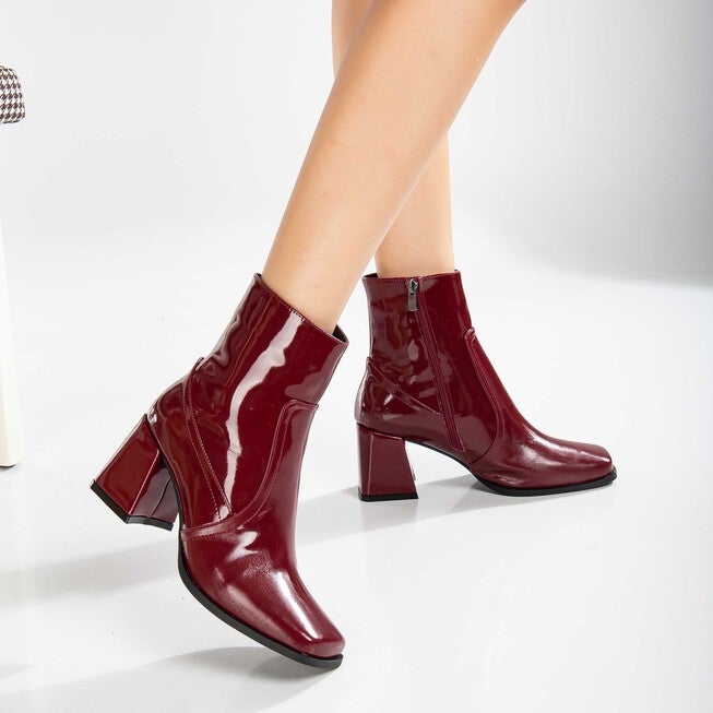 MAYA - BURGUNDY PATENT ANKLE BOOTS, BURGUNDY / Burgundy, alternate image number null